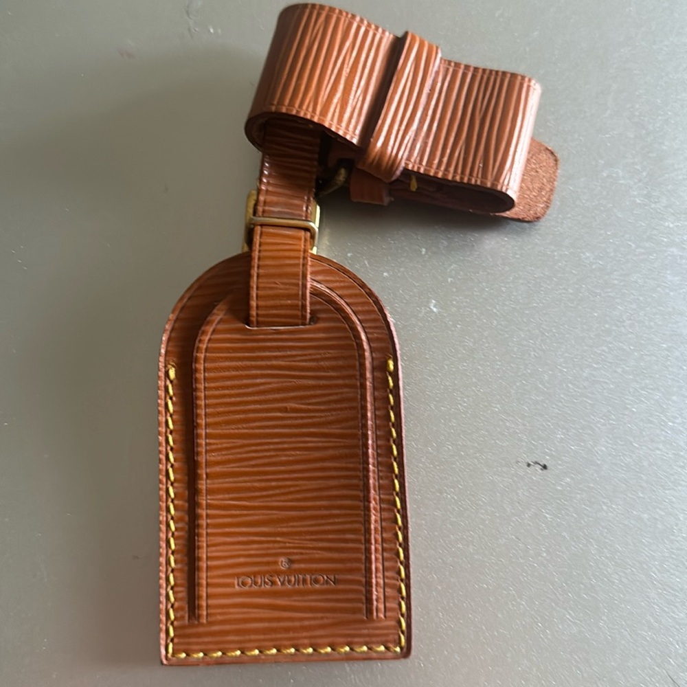 Louis Vuitton Luggage tag and bracelet, NWOT cognac epi leather